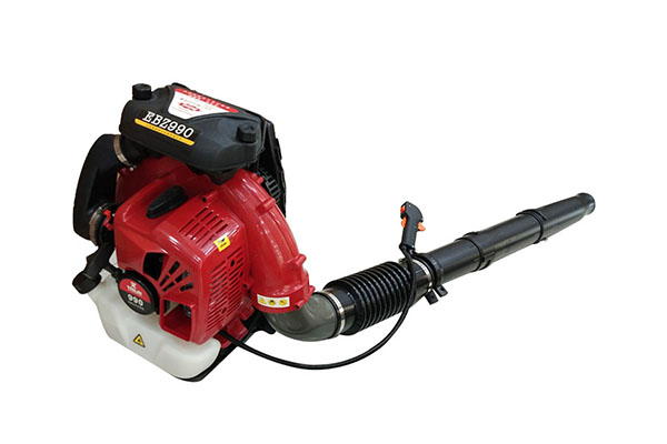 How does the garden Leaf Blower create a neat garden?