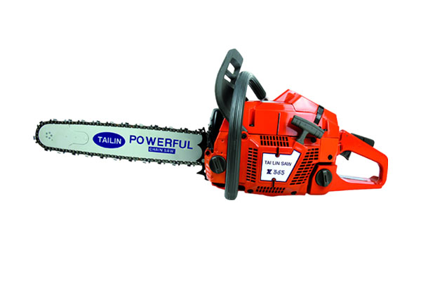 How does the garden power machinery chainsaw ensure the perfect presentation of garden tree pruning?